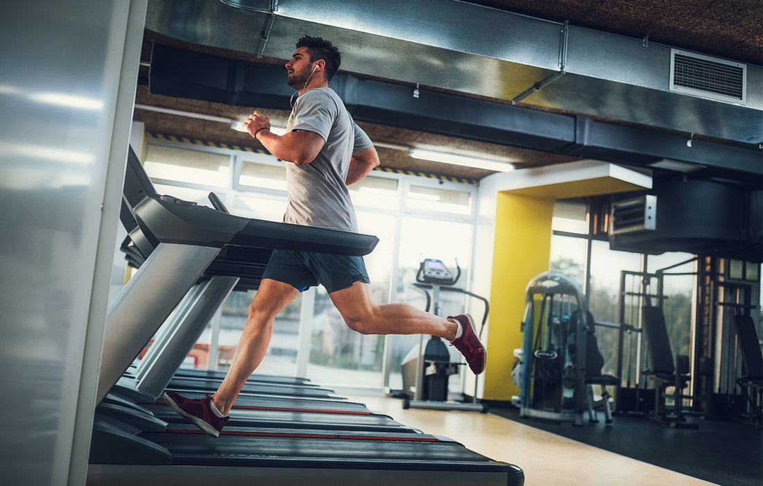 Fett verbrennen, Ausdauer steigern und Routine aufbauen: Warum ein Laufband Ihre geheime Fitnesswaffe ist