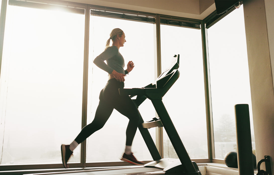 Laufbandfunktionen, die die kardiovaskuläre Gesundheit und Ausdauer fördern
