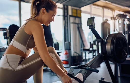 Rhythmus und Tempo an der Rudermaschine meistern – Ihr Leitfaden für effizientes Training