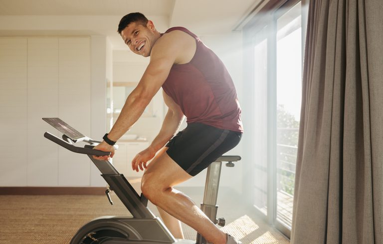 Unendliches Fahrvergnügen mit dem Indoor Bike: Der Reiz eines endlosen Radabenteuers