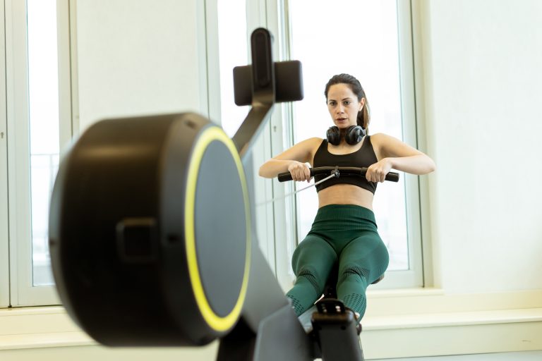 Die entscheidende Rolle des Aufwärmens vor dem Training auf dem Rudergerät