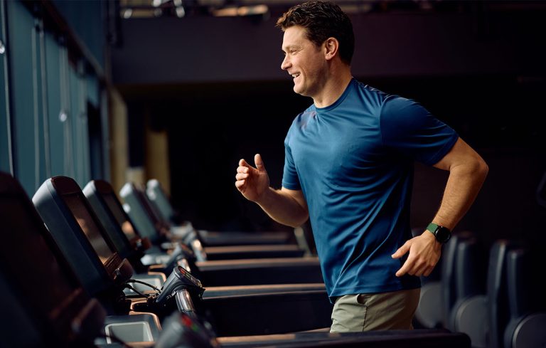 So setzt und erreichst du dieses Jahr deine Laufband-Fitnessziele