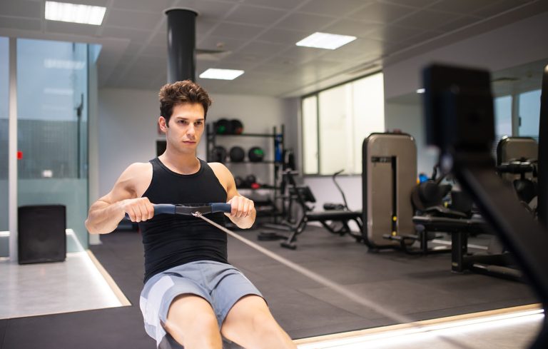 Rudergerät bei Rückenschmerzen: Ein umfassender Leitfaden