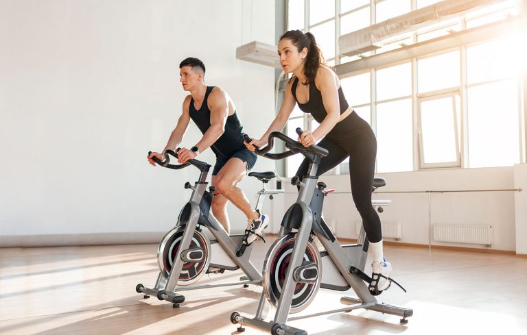 Wellness neu entfalten: Wie Indoor-Bike-Training durch hormonelle Balance deine Fitnessreise transformiert