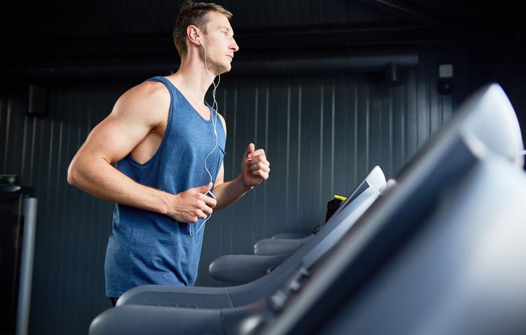 Laufband zur Verbesserung des Schlafs: Eine Schritt-für-Schritt-Anleitung für erholsamere Nächte