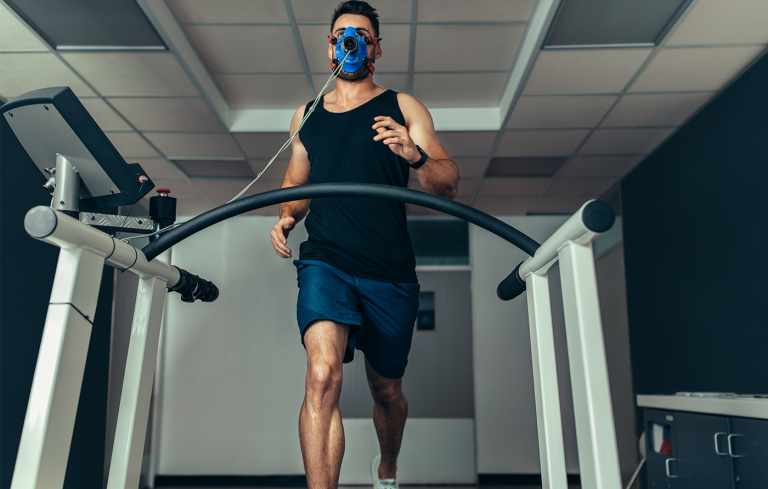 Niedrig belastende Laufbänder zur Unterstützung der muskulären und skelettalen Stabilität im Alters